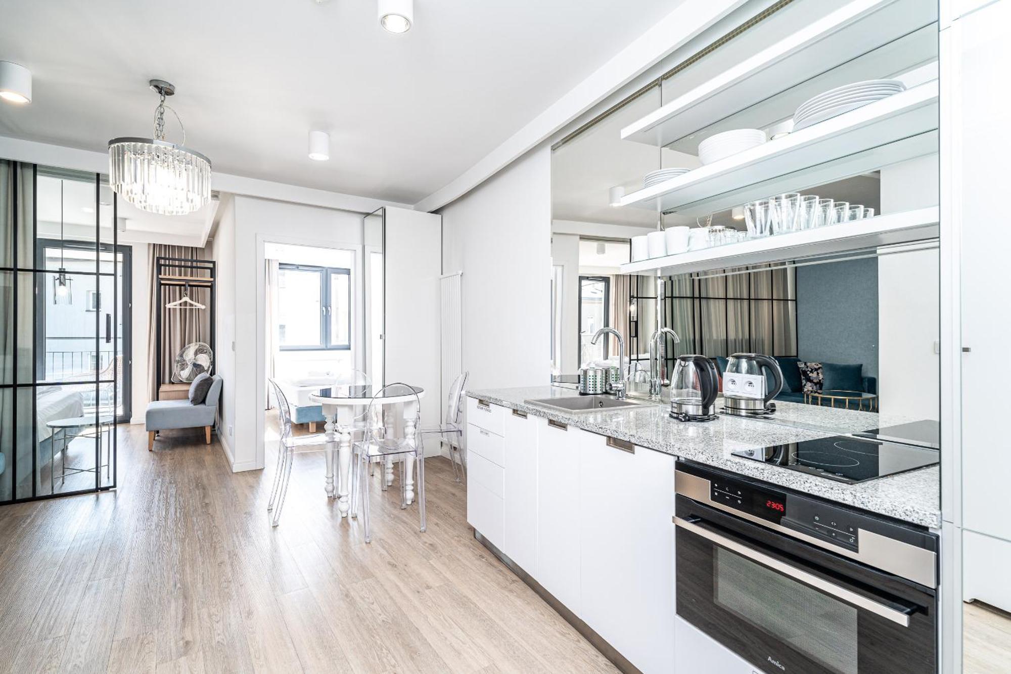 Rentplanet - Apartament Debniki Cracovia Esterno foto